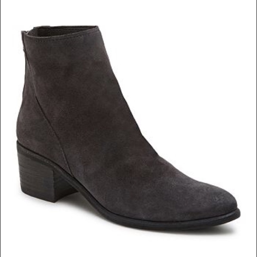 Dolce Vita Cassius bootie size 10